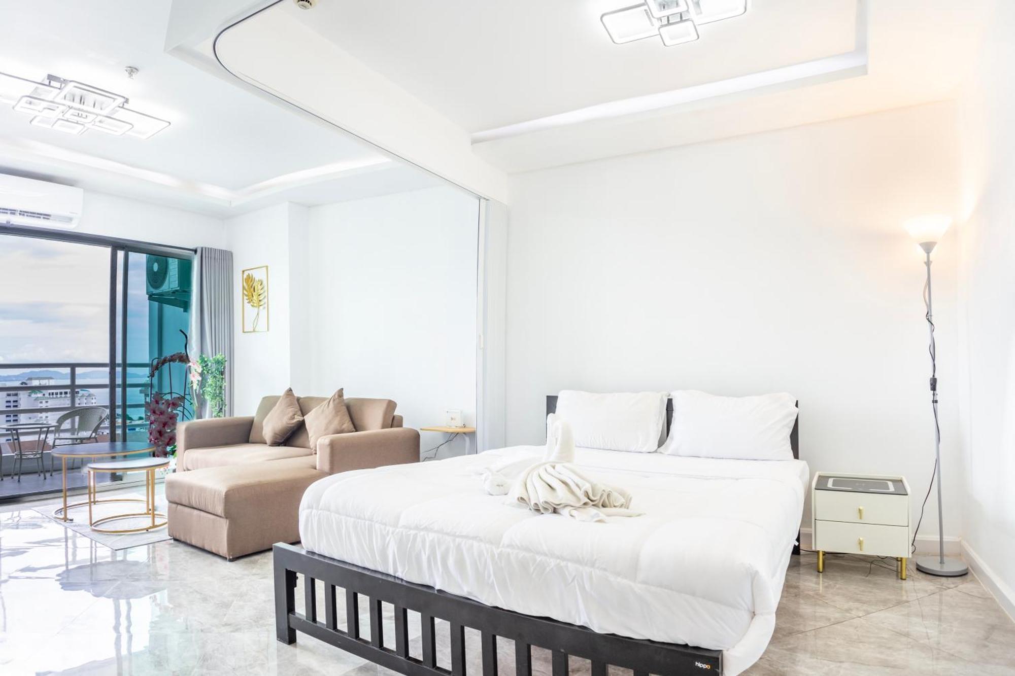 View Talay 5 Jomtien Beachfront Pattaya Exterior photo